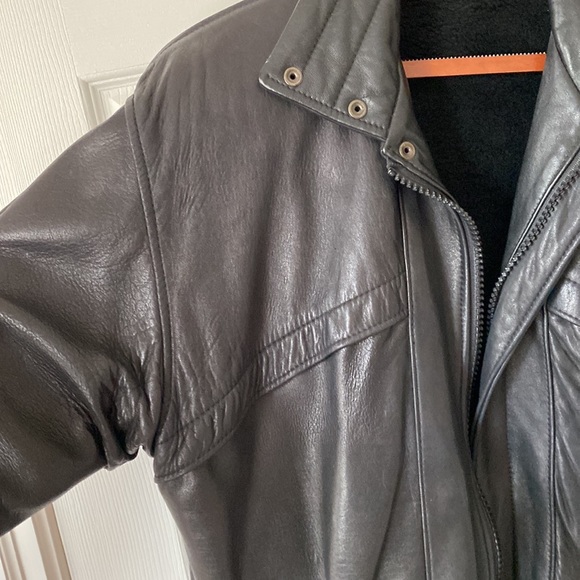 Men’s leather jacket - Picture 2 of 10